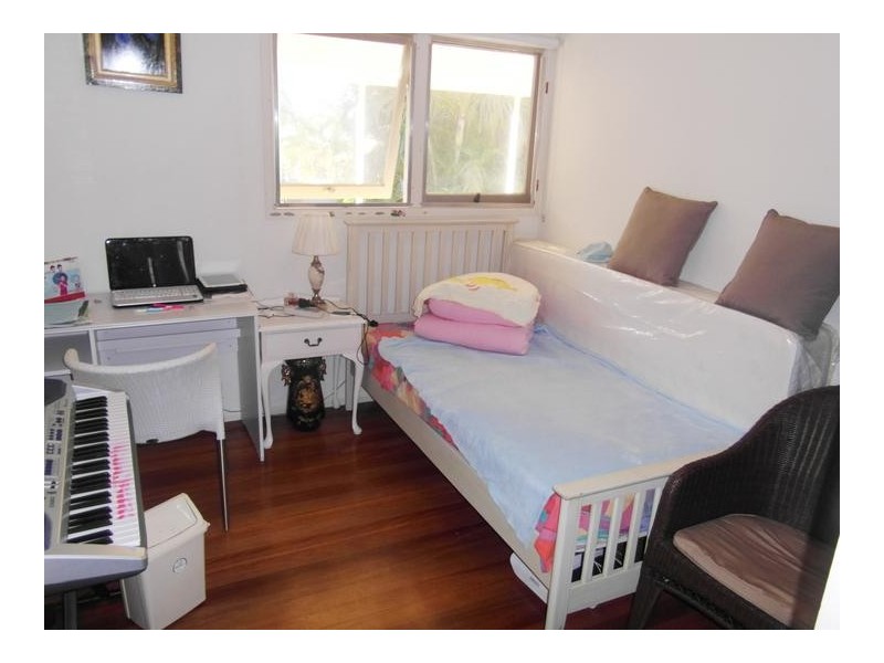 10 College Avenue, Southport QLD 4215