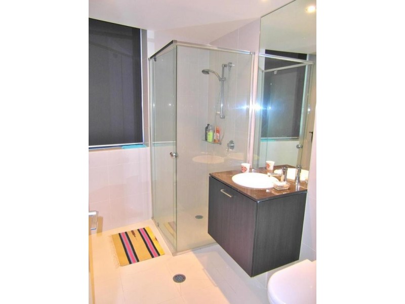 4 Wahroonga Place ‘Avalon’, Surfers Paradise QLD 4217