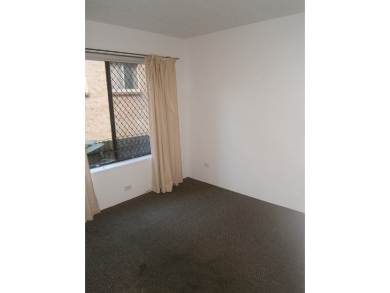 33 Monaco Street (La Riveria), Surfers Paradise QLD 4217