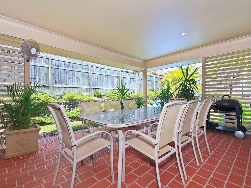 Stretton QLD 4116
