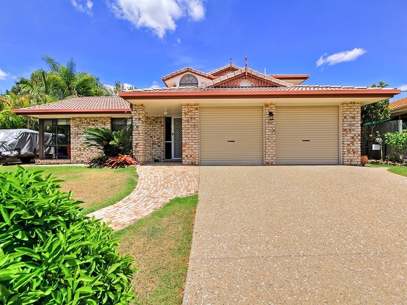 62 Chesterfield Crescent, Kuraby QLD 4112