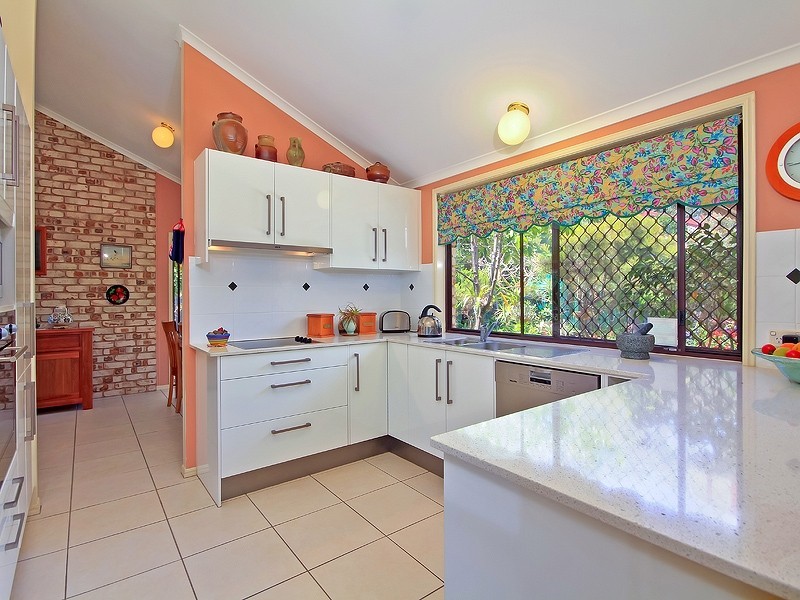 62 Chesterfield Crescent, Kuraby QLD 4112