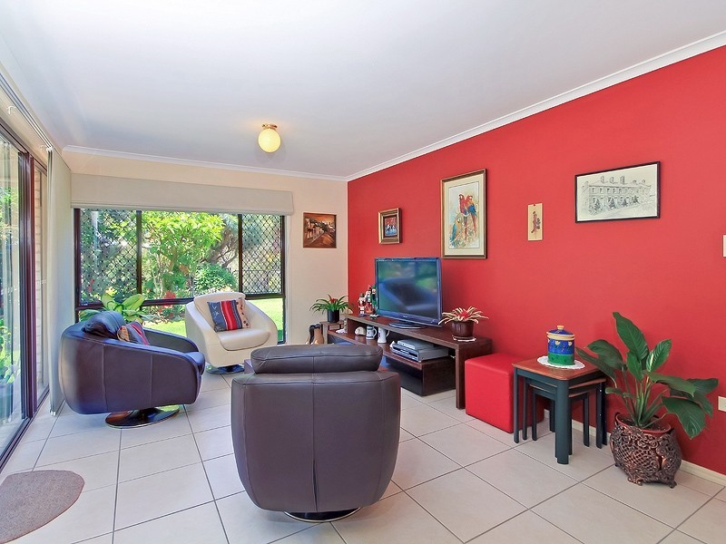 62 Chesterfield Crescent, Kuraby QLD 4112