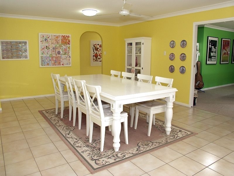 8 Pickford Street, Runcorn QLD 4113