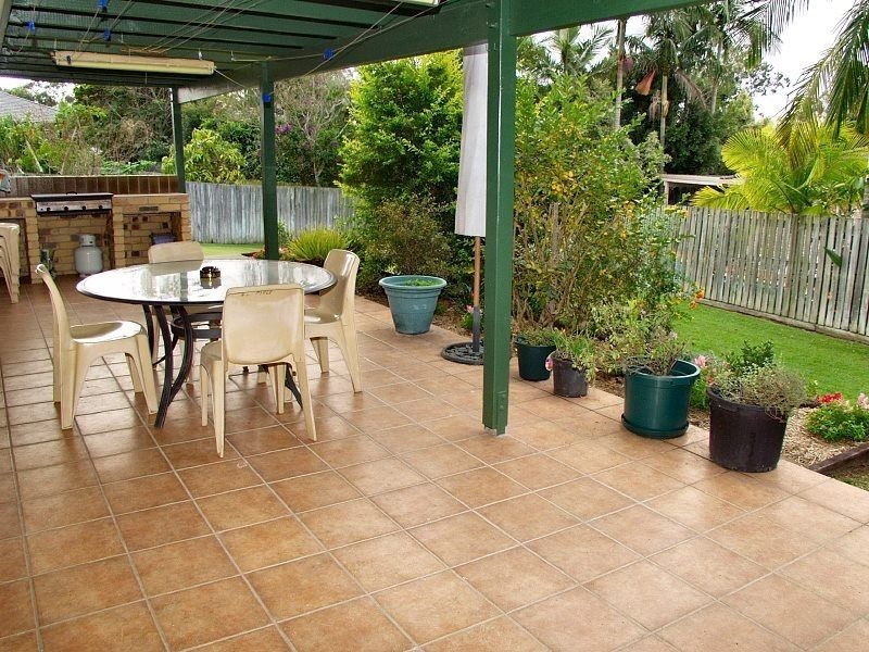 8 Pickford Street, Runcorn QLD 4113