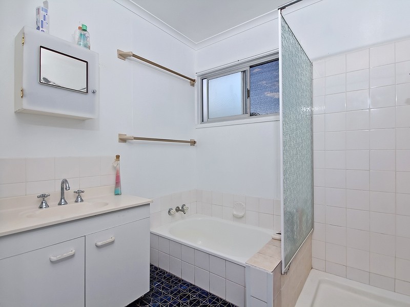 154 North Road, Woodridge QLD 4114