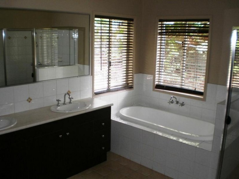 Eight Mile Plains QLD 4113