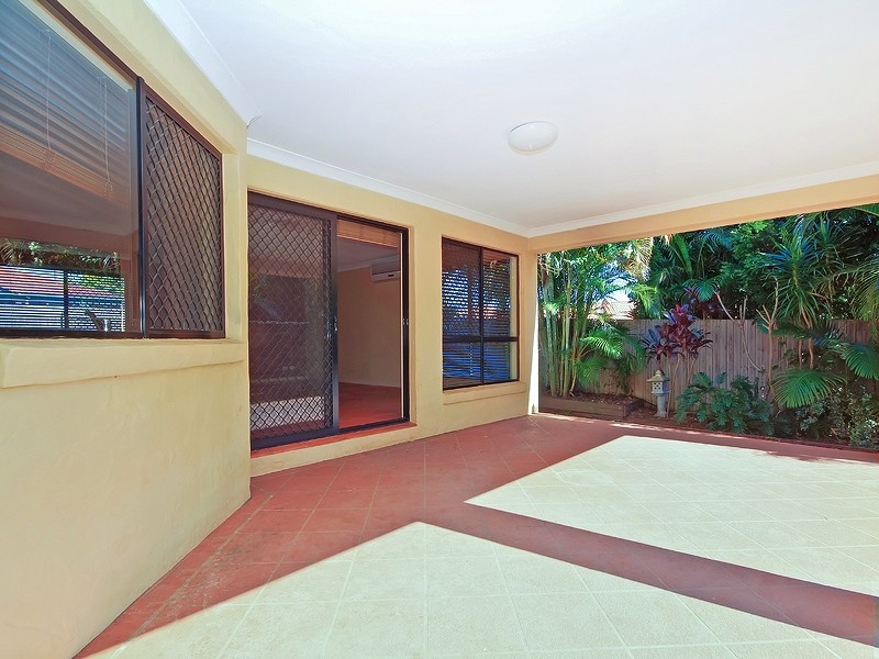 18 Blackhorse Drive, Kuraby QLD 4112