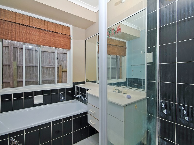 27 Beechal Street, Runcorn QLD 4113