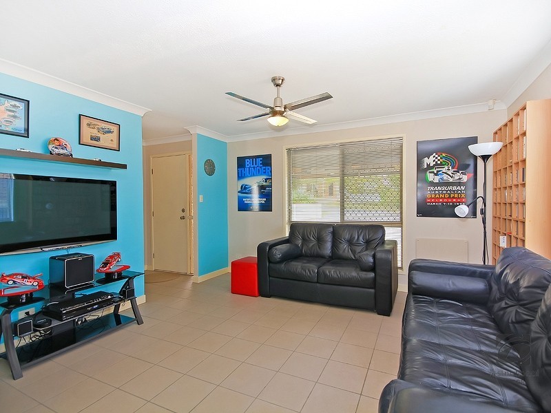 10 Barcoo Street, Runcorn QLD 4113