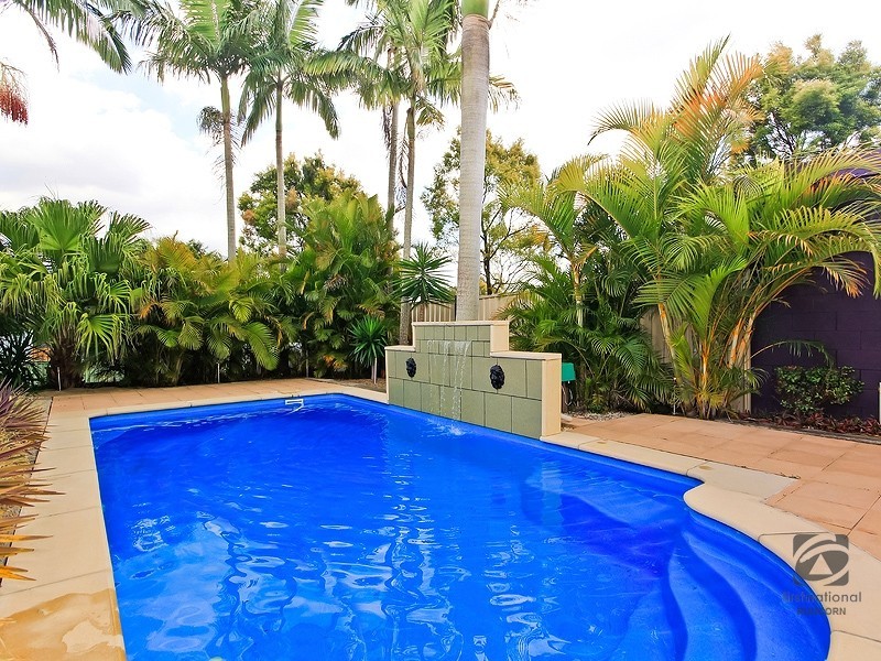 10 Barcoo Street, Runcorn QLD 4113