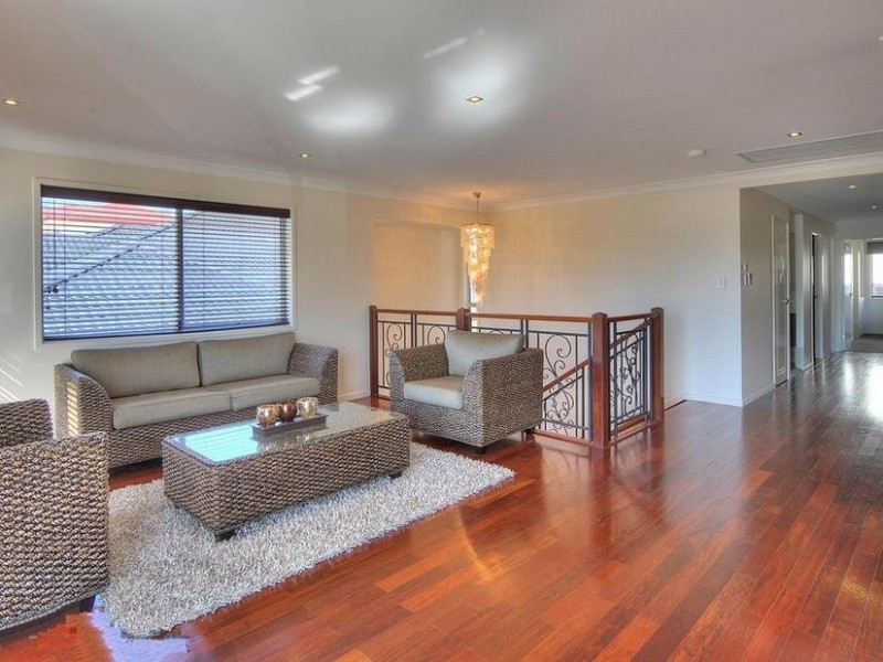 22 Henderson Street, Eight Mile Plains QLD 4113