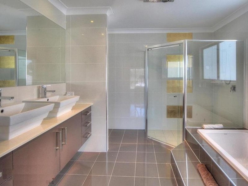 22 Henderson Street, Eight Mile Plains QLD 4113