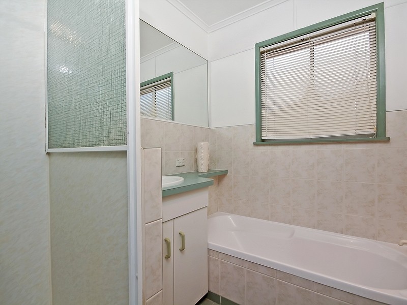 67 Rosedale Street, Coopers Plains QLD 4108