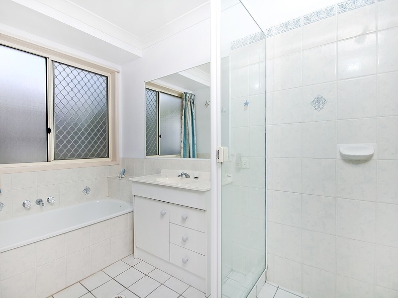 166 Rubicon Crescent, Kuraby QLD 4112