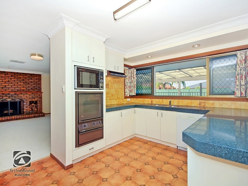 8 Radiata Street, Sunnybank Hills QLD 4109