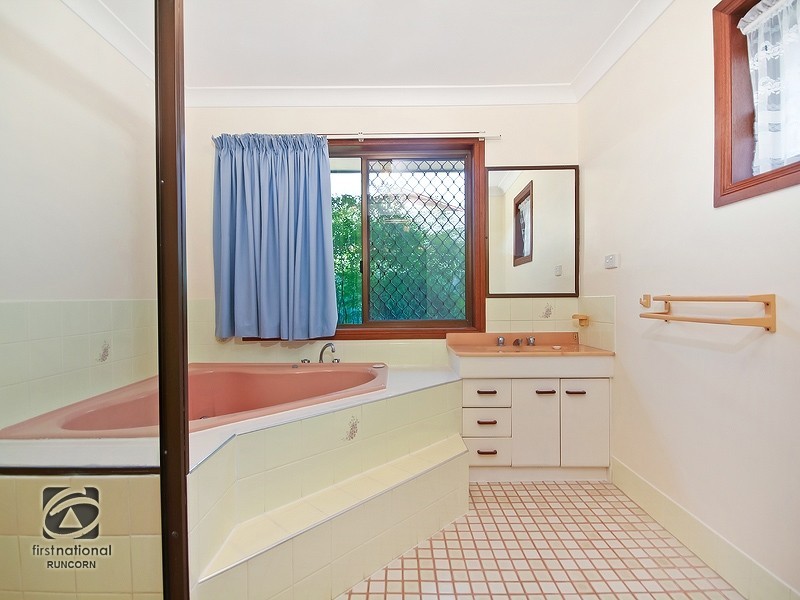 8 Radiata Street, Sunnybank Hills QLD 4109