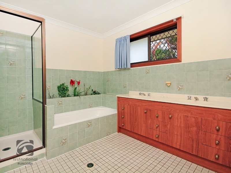 8 Radiata Street, Sunnybank Hills QLD 4109