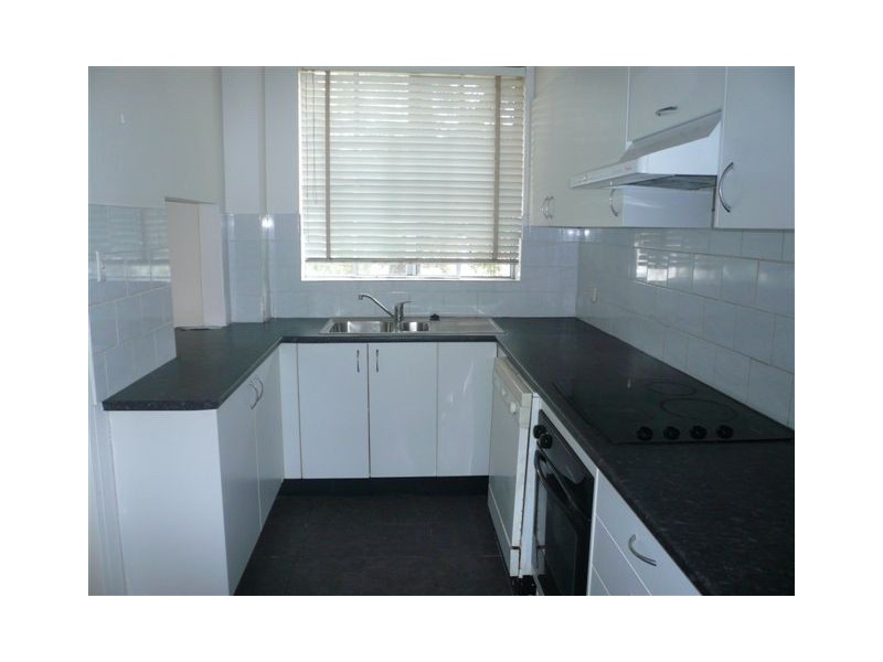 2/165 Willarong Road, Caringbah NSW 2229