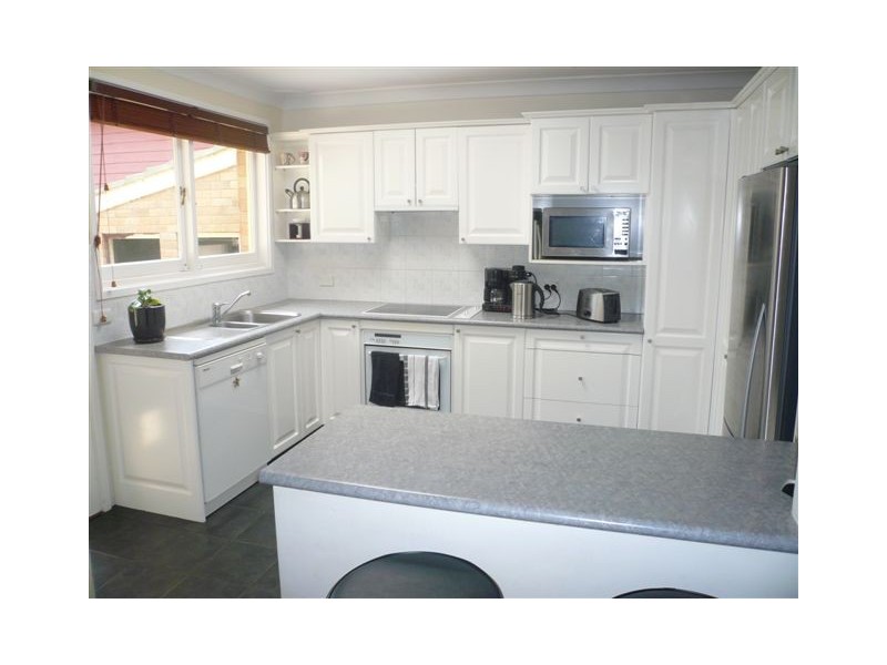 2 Kingsbury Place, Jannali NSW 2226