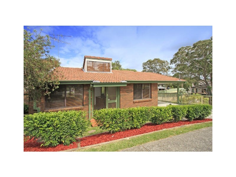 1 Novara Crescent, Como NSW 2226