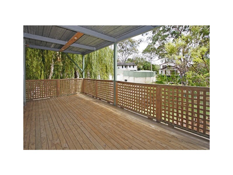 1 Novara Crescent, Como NSW 2226