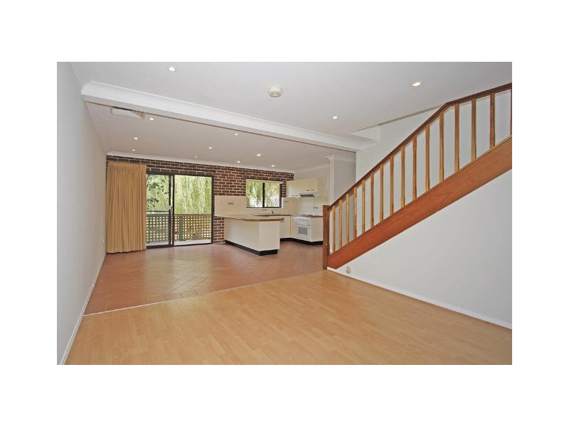 1 Novara Crescent, Como NSW 2226