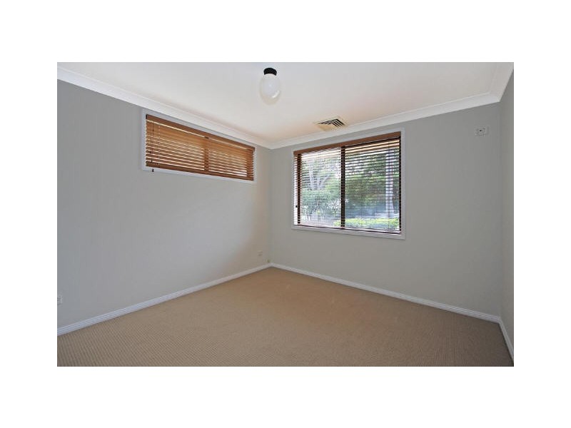 1 Novara Crescent, Como NSW 2226