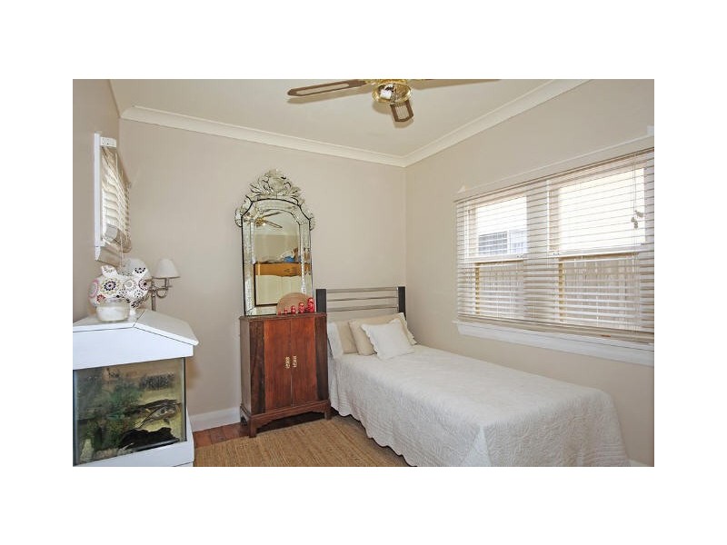 41 Wolger Street, Como NSW 2226