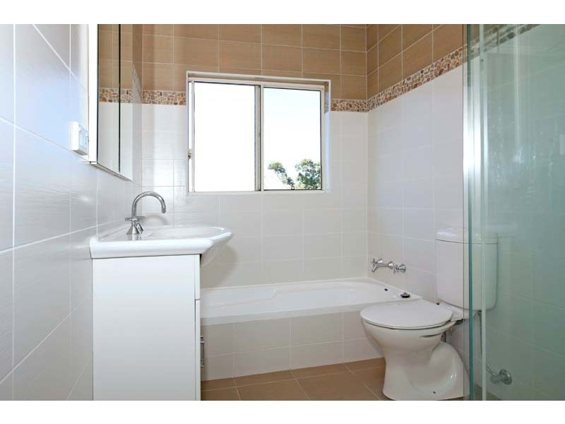 77 National Avenue, Loftus NSW 2232