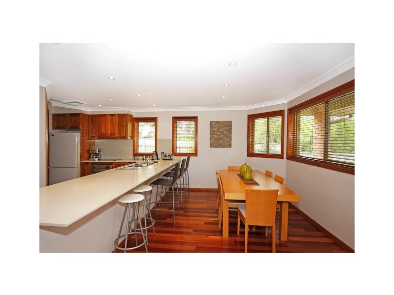 15 Sunbury Street, Sutherland NSW 2232