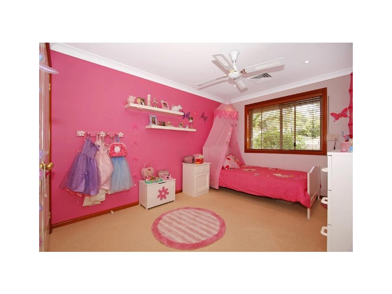15 Sunbury Street, Sutherland NSW 2232