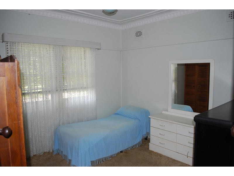 42 Leonay Street, Sutherland NSW 2232