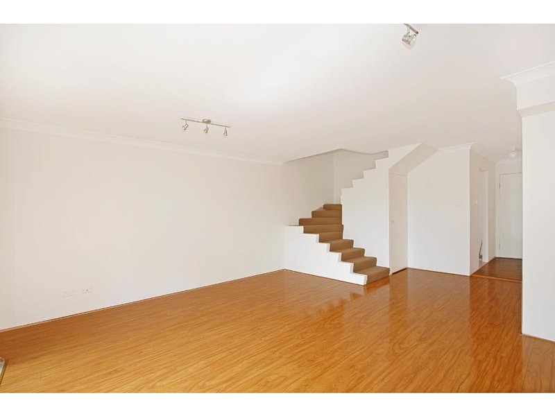 26/28-32 Railway Crescent, Jannali NSW 2226