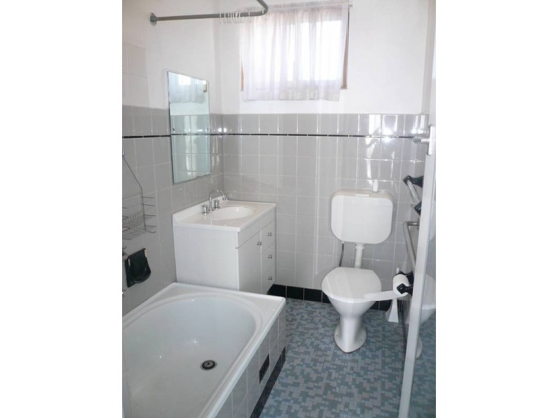 2/2 Oxley Avenue, Jannali NSW 2226