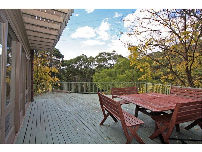 5 Hoover Place, Bonnet Bay NSW 2226