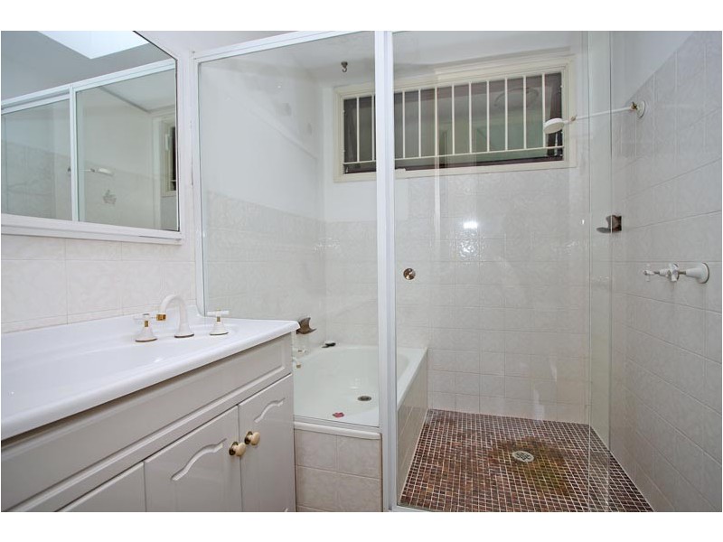 5 Hoover Place, Bonnet Bay NSW 2226