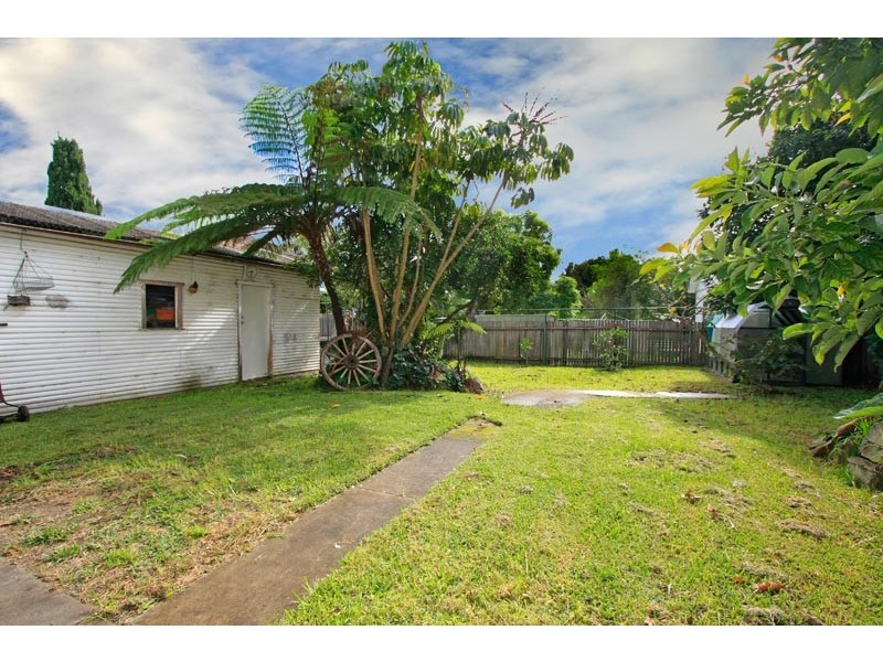 21 Sunbury Street, Sutherland NSW 2232