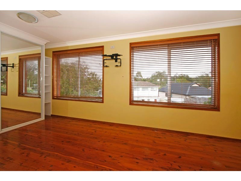 8 Manning Street, Oyster Bay NSW 2225