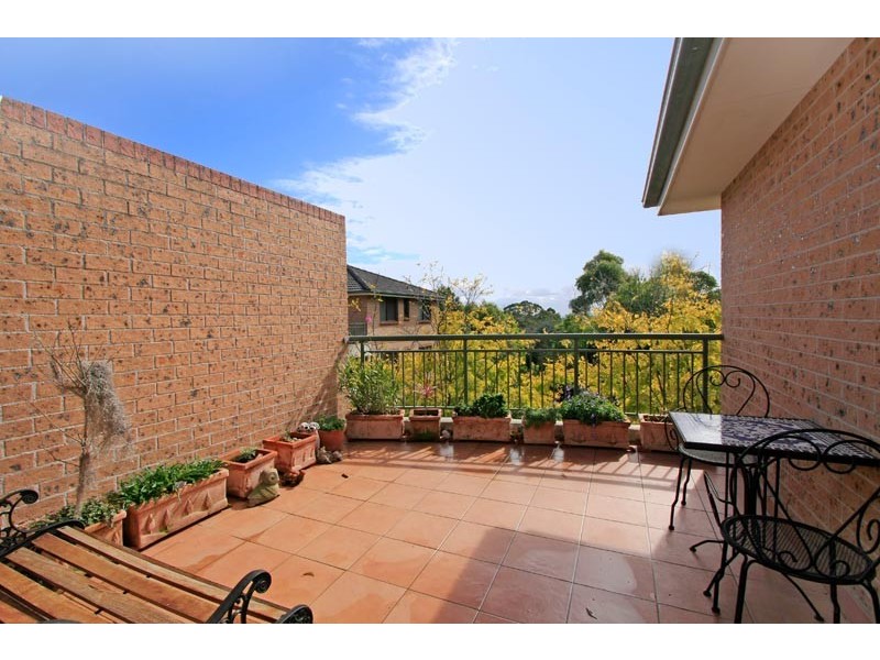 16/20 Leonay Street, Sutherland NSW 2232