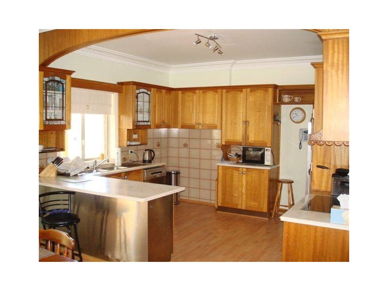 18 Coolgardie Place, Sutherland NSW 2232