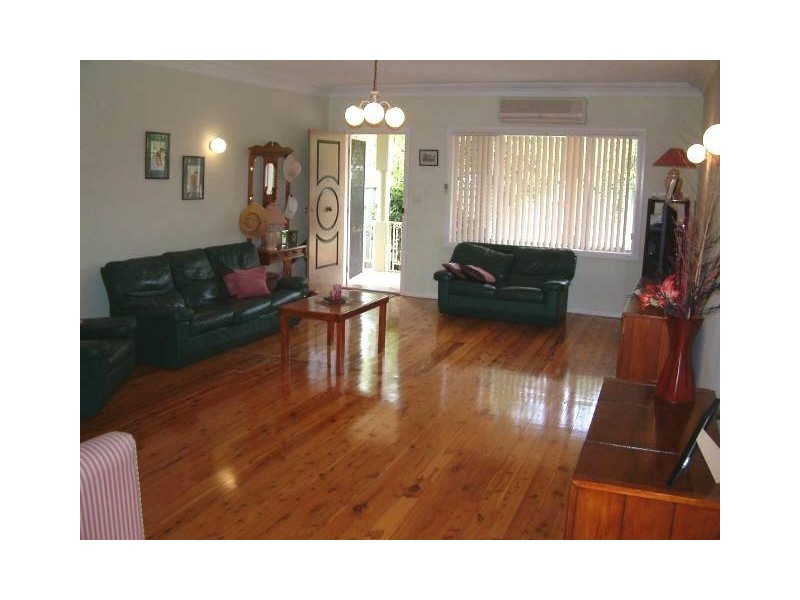 18 Coolgardie Place, Sutherland NSW 2232