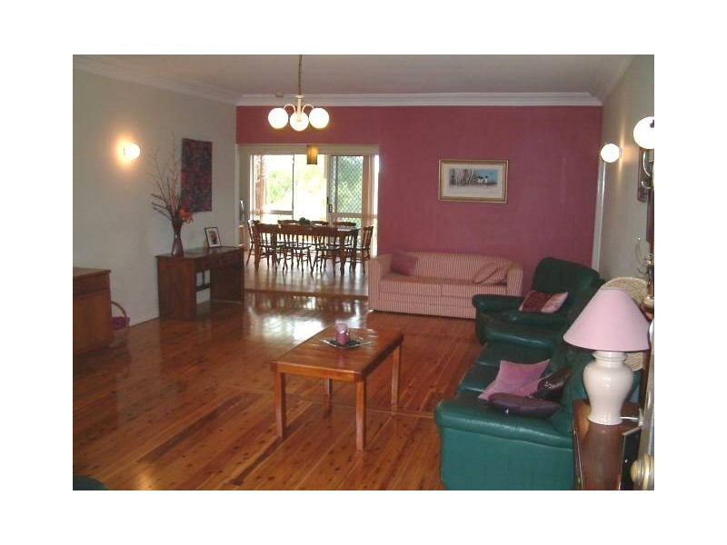 18 Coolgardie Place, Sutherland NSW 2232