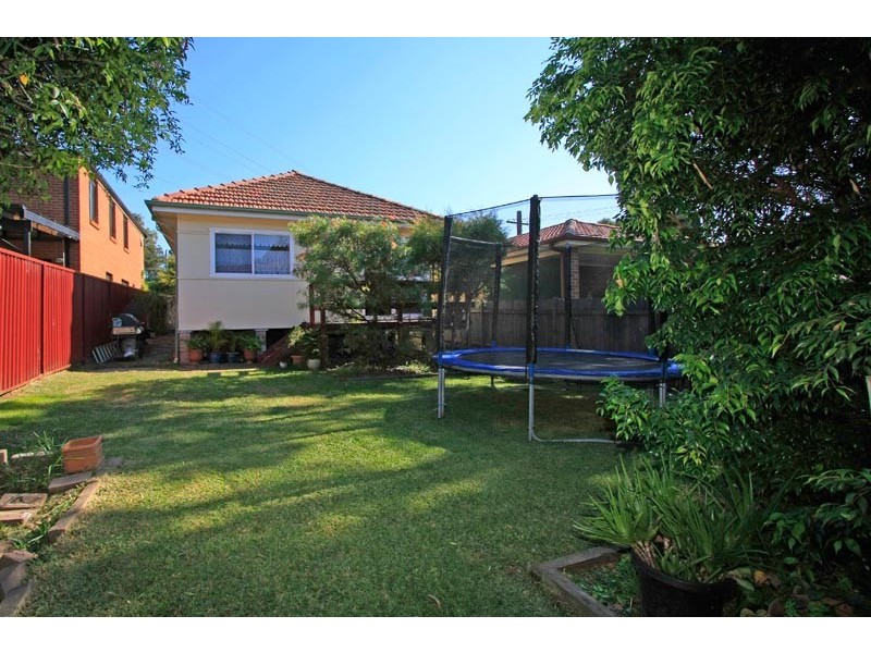 136 Sutherland Road, Jannali NSW 2226