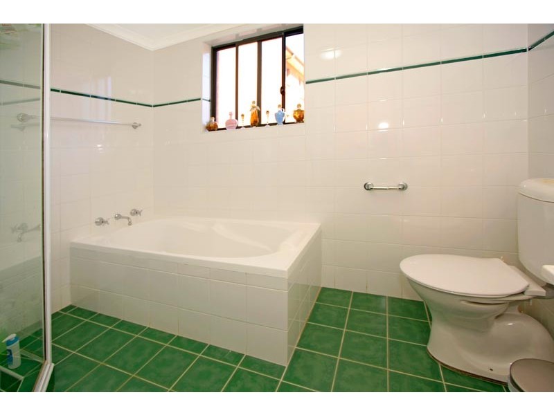 4/48-54 Railway Crescent, Jannali NSW 2226