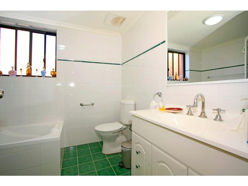 4/48-54 Railway Crescent, Jannali NSW 2226