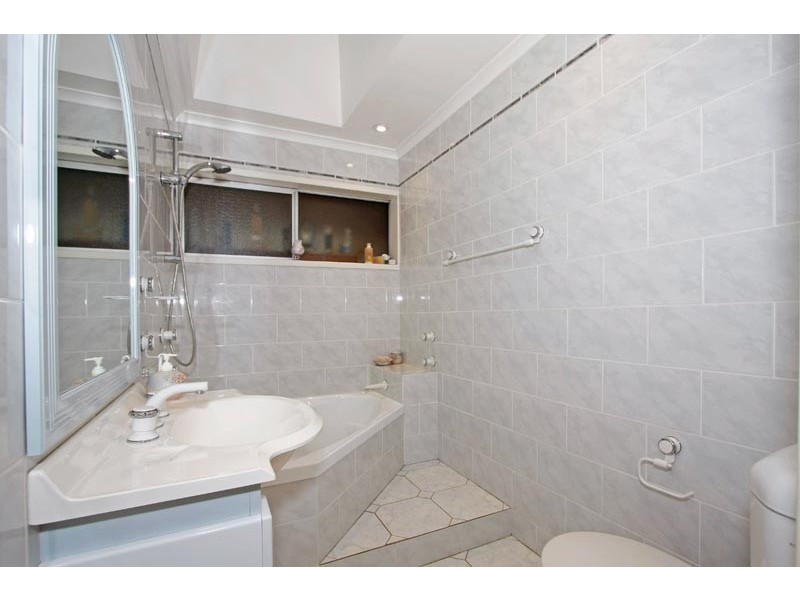 6 Jean Avenue, Miranda NSW 2228