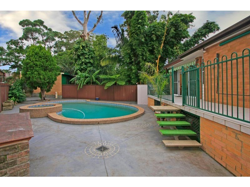 6 Jean Avenue, Miranda NSW 2228