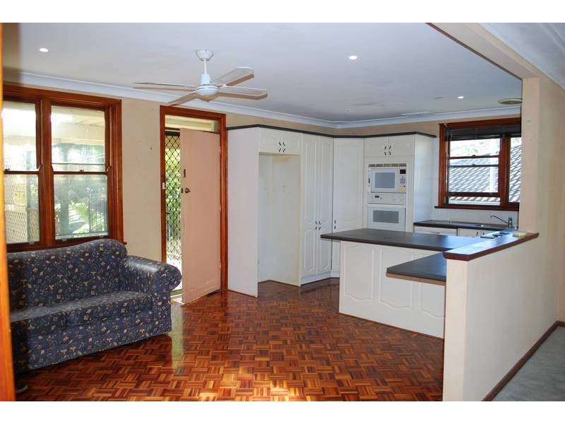 208 Prices Circuit, Woronora NSW 2232