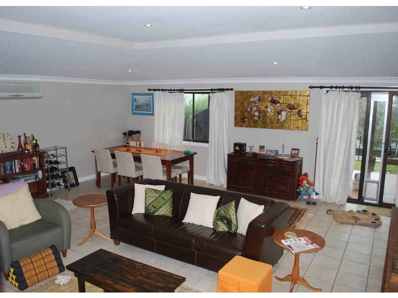 77 Novara Crescent, Como NSW 2226